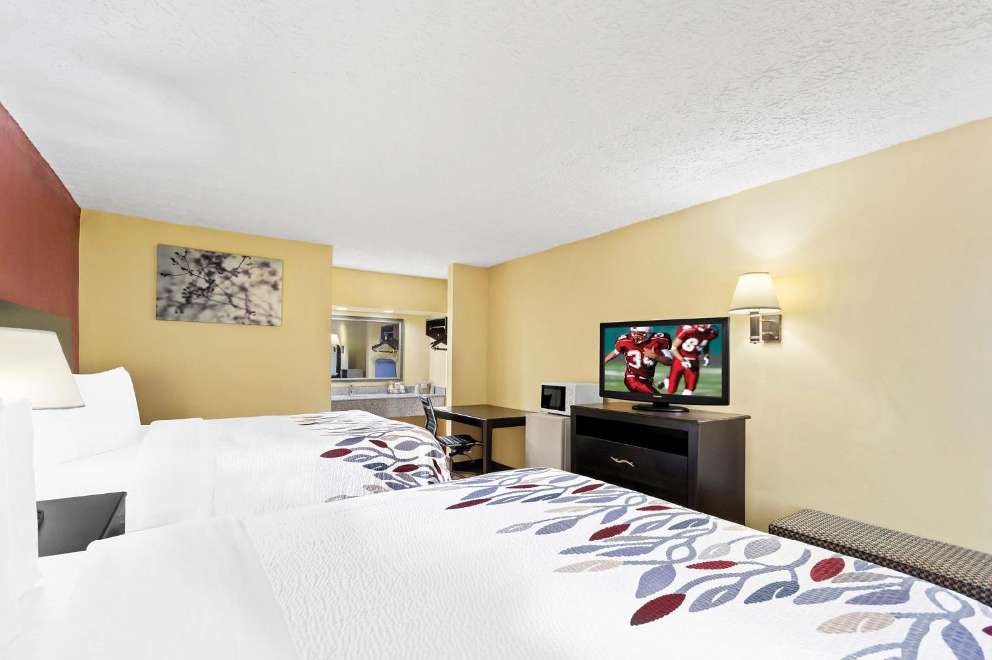 Red Roof Inn בראה מראה חיצוני תמונה