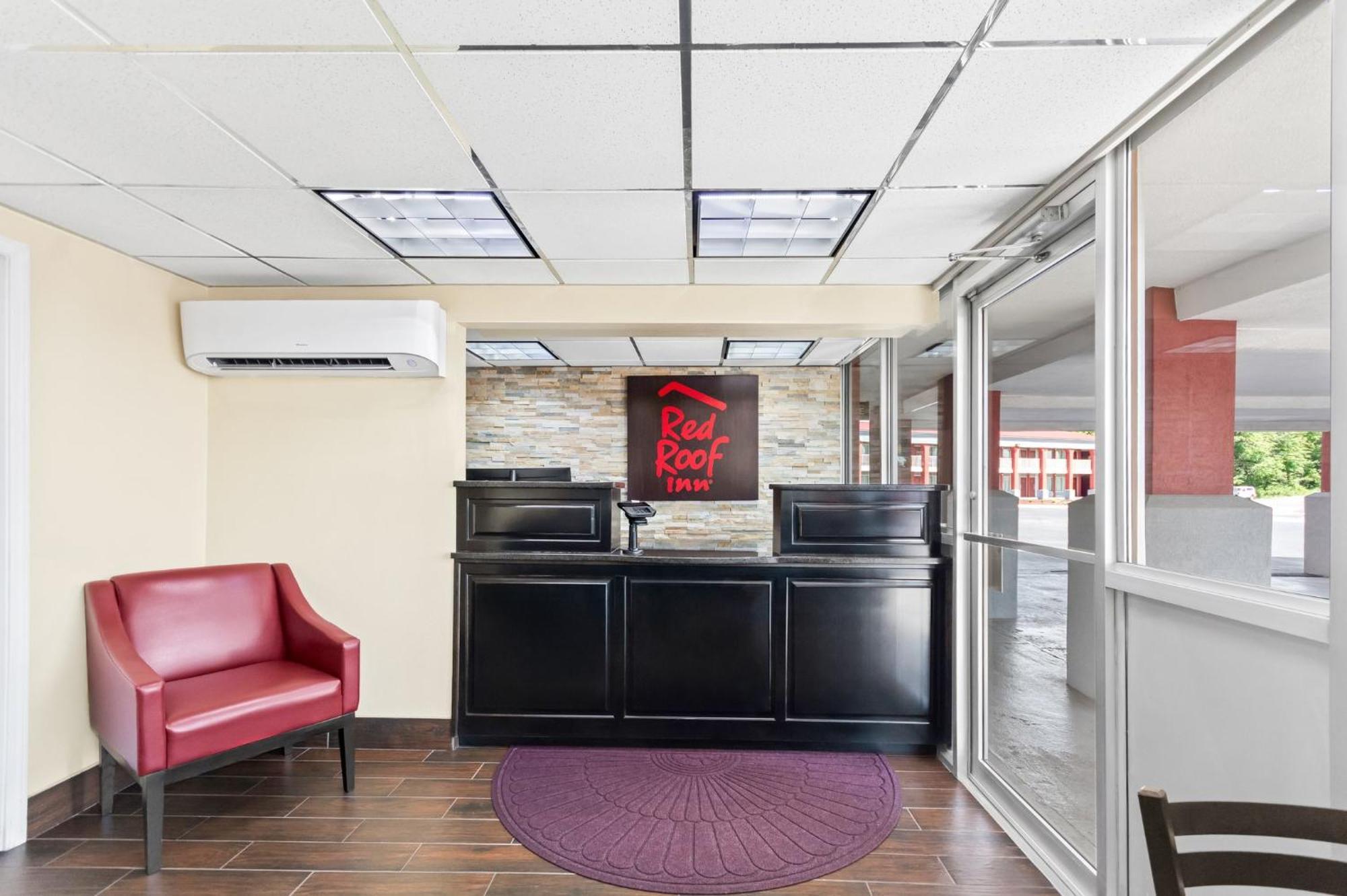 Red Roof Inn בראה מראה חיצוני תמונה