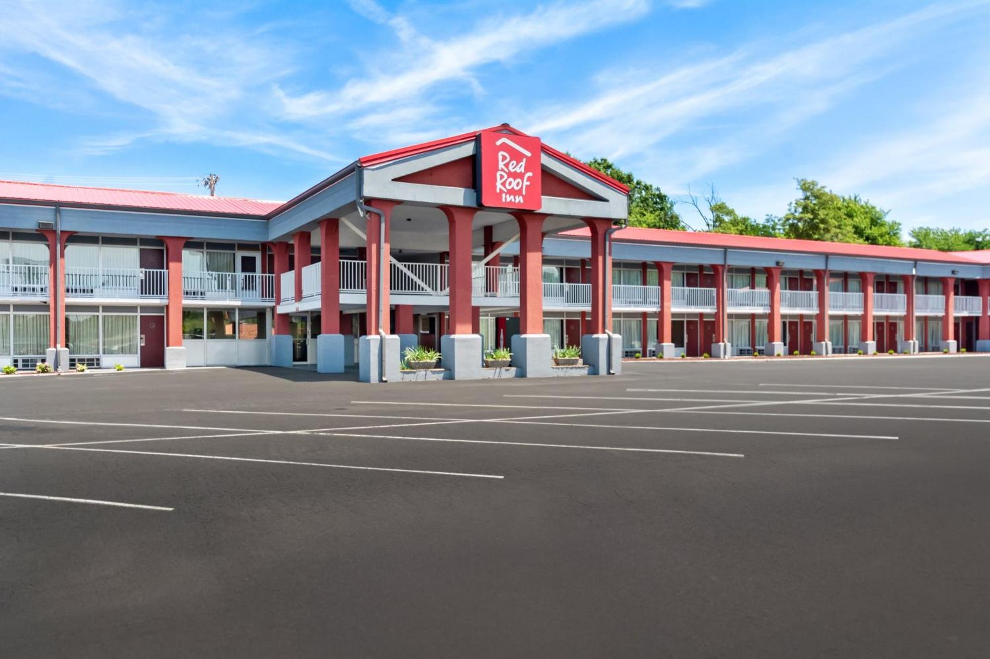 Red Roof Inn בראה מראה חיצוני תמונה