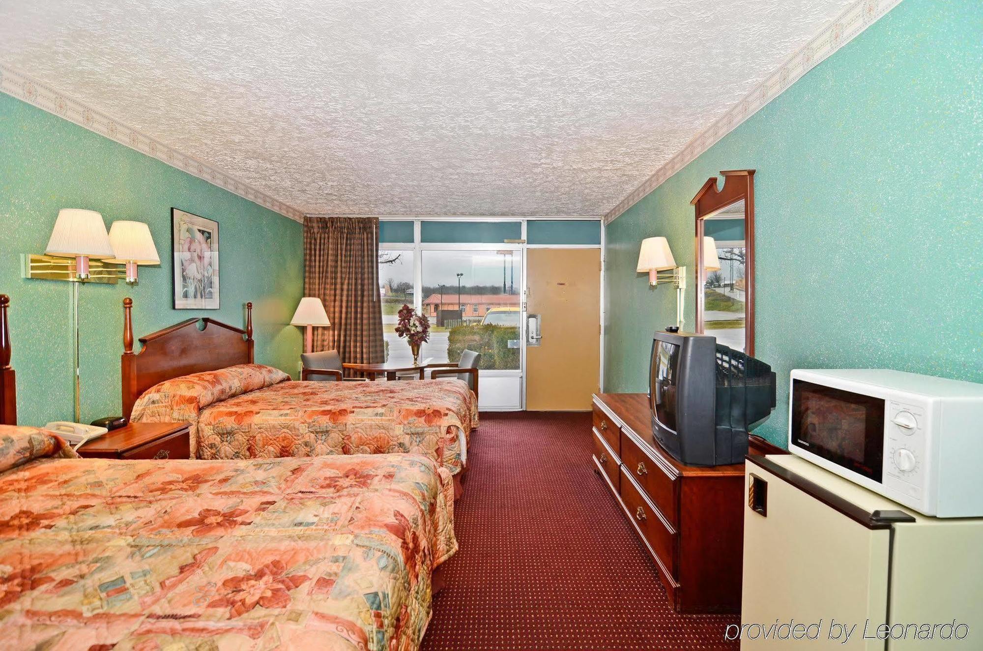 Red Roof Inn בראה מראה חיצוני תמונה